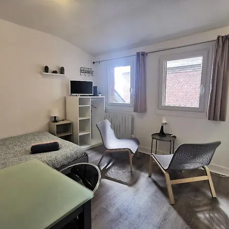 Petit Champ Des Oiseaux Apartment *